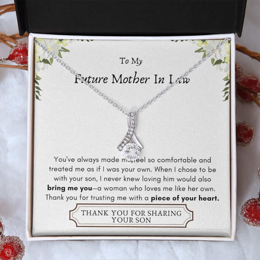 Lurve™ Future Mother In Law - Bring Me You, Piece of Your Heart Alluring Beauty Necklace
