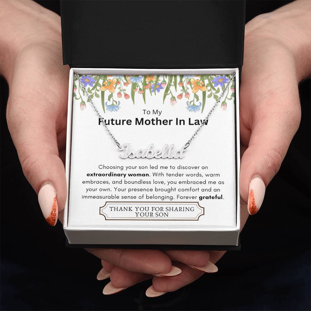 Lurve™ Future Mother In Law - Extraordinary Woman, Grateful Heart Personalized Name Necklace