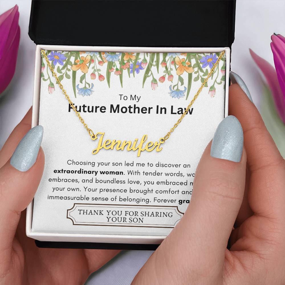 Lurve™ Future Mother In Law - Extraordinary Woman, Grateful Heart Personalized Name Necklace