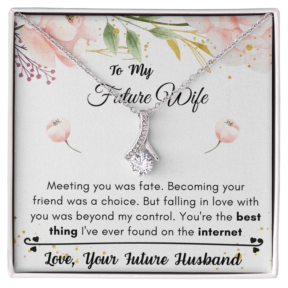 Lurve™ Future Wife - Best Thing, Internet Alluring Beauty Necklace