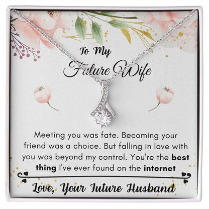 Lurve™ Future Wife - Best Thing, Internet Alluring Beauty Necklace