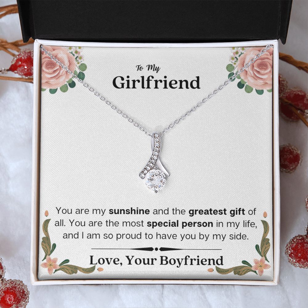 Lurve™ Girlfriend - Sunshine, Greatest Gift, Special Person Alluring Beauty Necklace