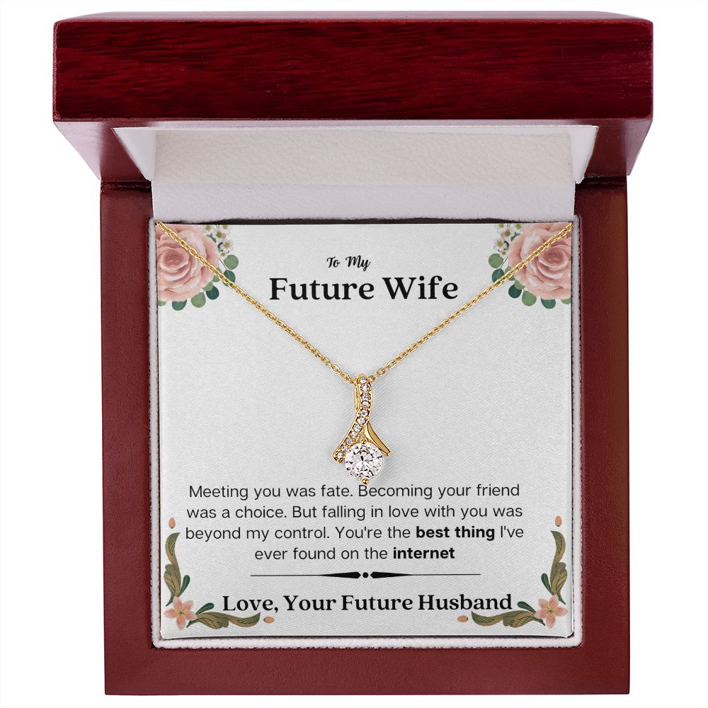 Lurve™ Future Wife - Best Thing, Internet Alluring Beauty Necklace