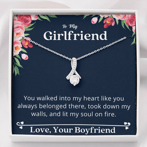 Lurve™ Girlfriend - My Heart, Always Belonged There Alluring Beauty Necklace